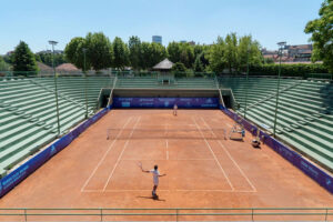 Primo torneo di tennis real estate Mabawa Ali per l'Africa